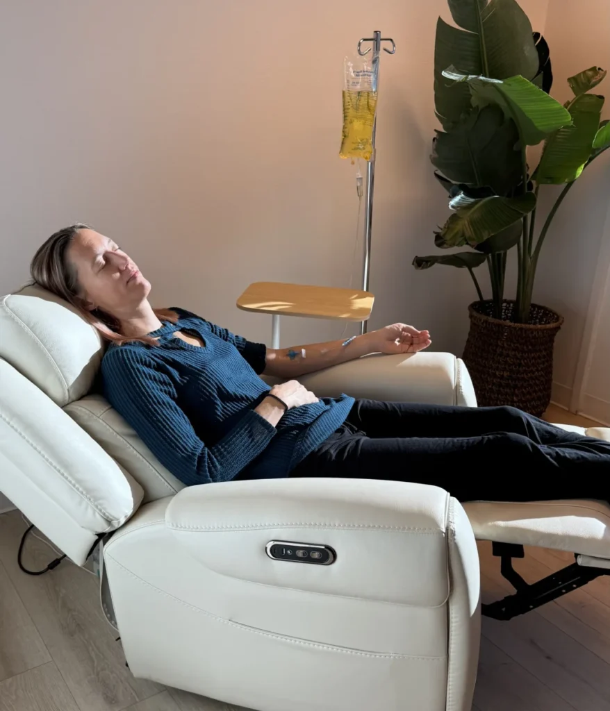 IV treatment at Flow Wellness