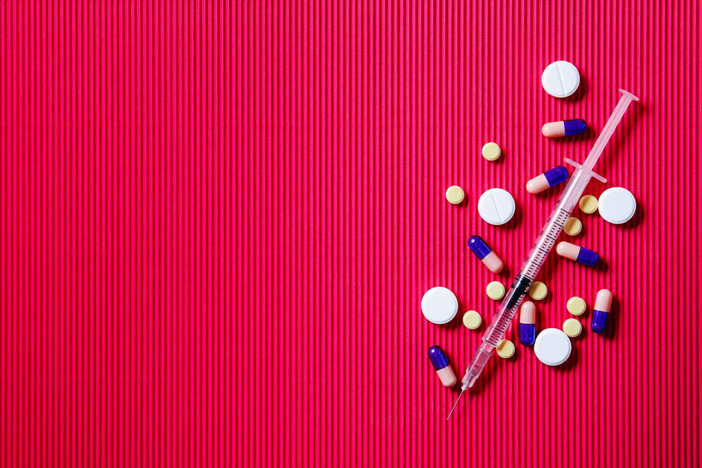 Flow Wellness teaches patients the difference between GLP pills and shots.